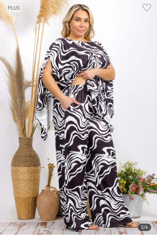 Eliza - Black Poncho Set