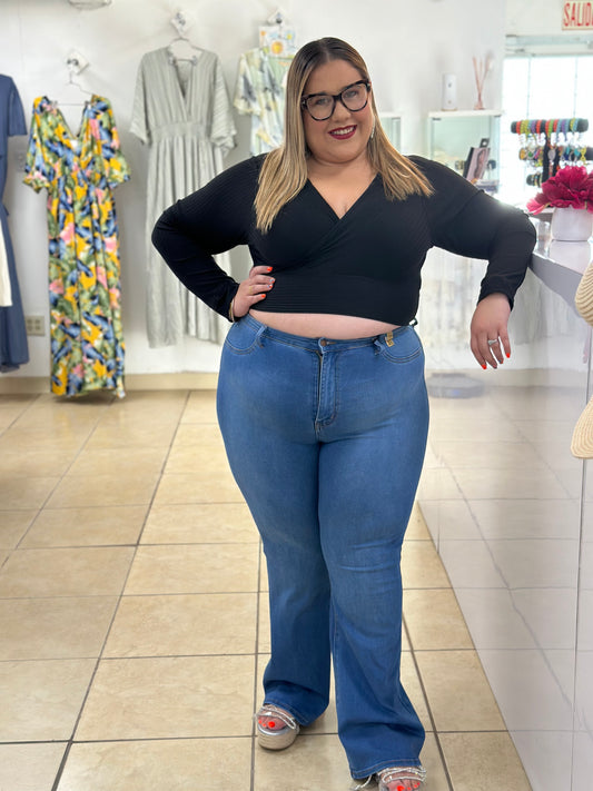 Freya - Black Crop Top