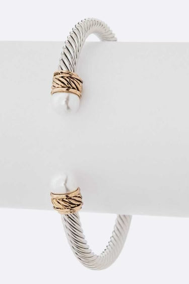 Gabrielle - Silver Bangle with two pearl