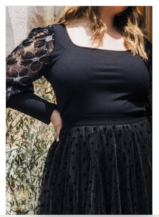 Kelilah - Black Floral Top