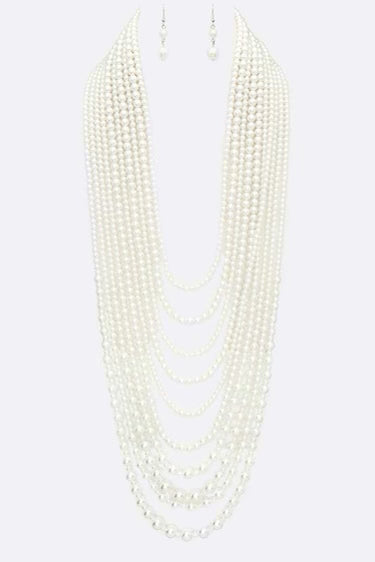 Harriet - Pearl Necklace and earring set