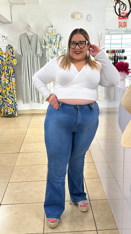 Freya - White Crop Top